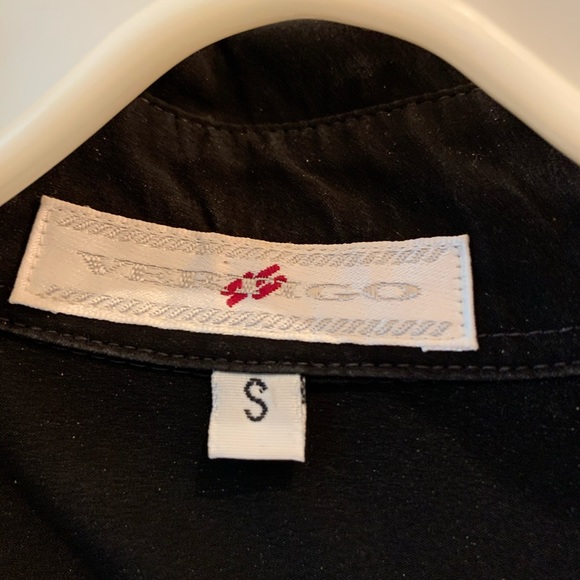 Vertigo button down blouse Small - Picture 5 of 5